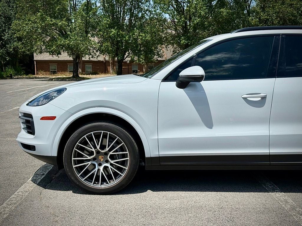 2023 Porsche Cayenne Base