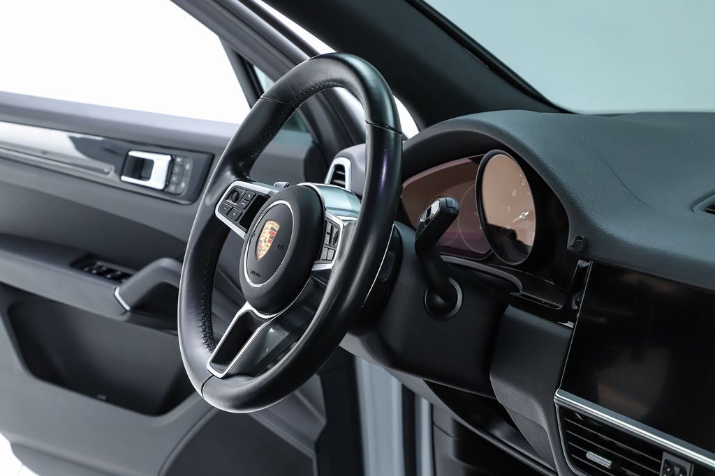 2023 Porsche Cayenne Base