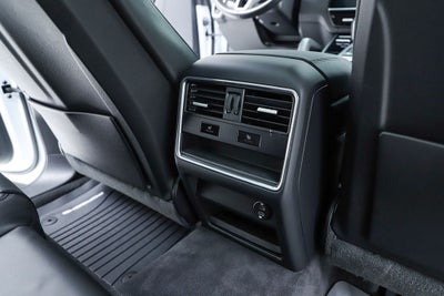 2023 Porsche Cayenne Base