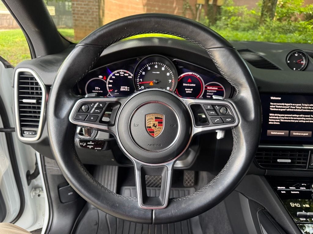 2023 Porsche Cayenne Base