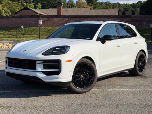 2024 Porsche Cayenne Base