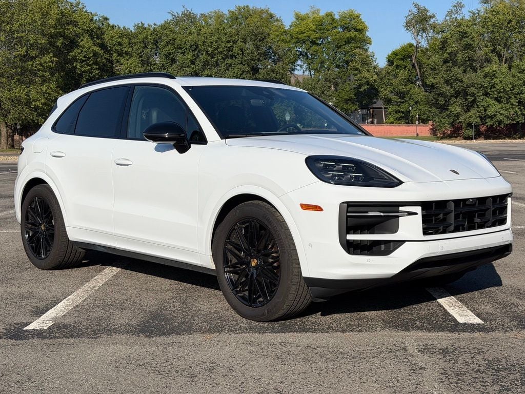 2024 Porsche Cayenne Base
