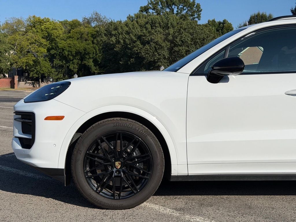 2024 Porsche Cayenne Base