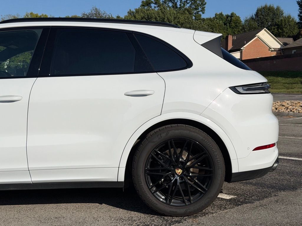 2024 Porsche Cayenne Base