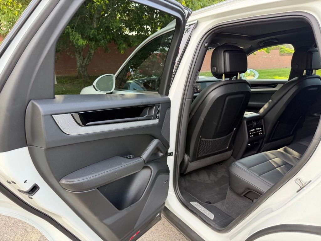 2026 Porsche Cayenne Base