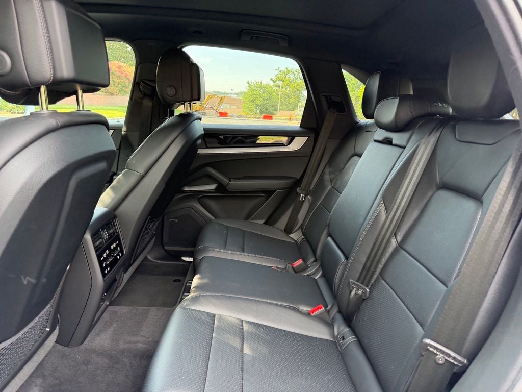 2026 Porsche Cayenne Base