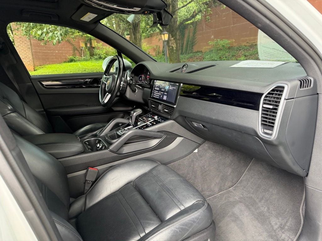 2019 Porsche Cayenne Base