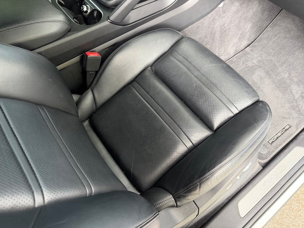 2019 Porsche Cayenne Base