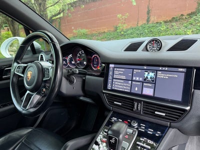 2019 Porsche Cayenne Base