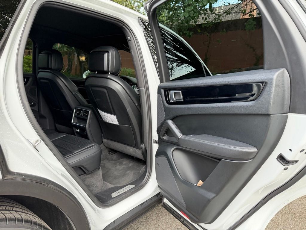 2019 Porsche Cayenne Base