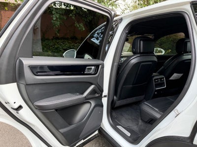 2019 Porsche Cayenne Base