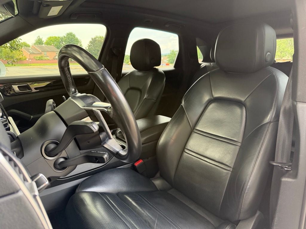 2019 Porsche Cayenne Base