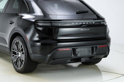 2025 Porsche Macan Electric 4