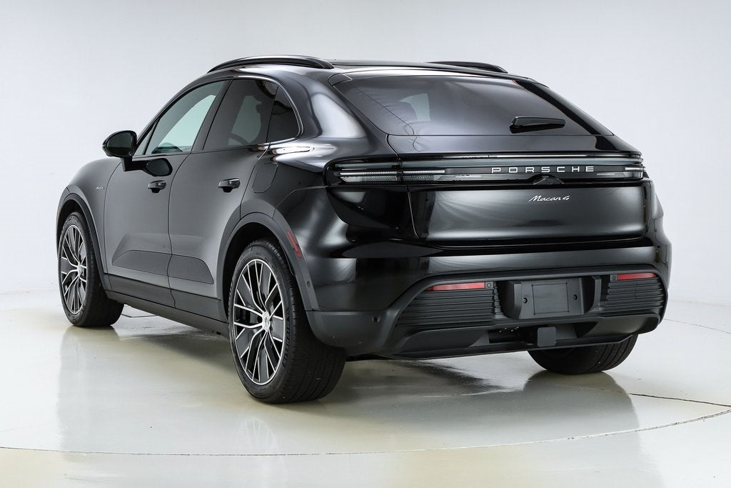 2025 Porsche Macan Electric 4