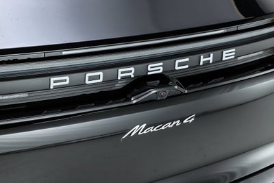 2025 Porsche Macan Electric 4