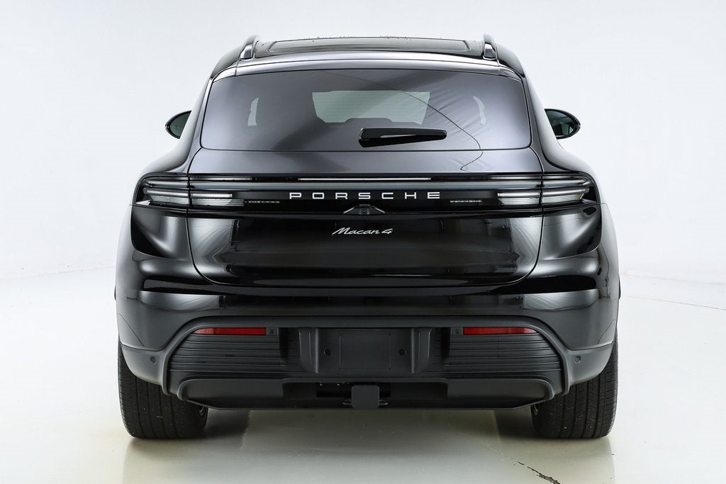 2025 Porsche Macan Electric 4