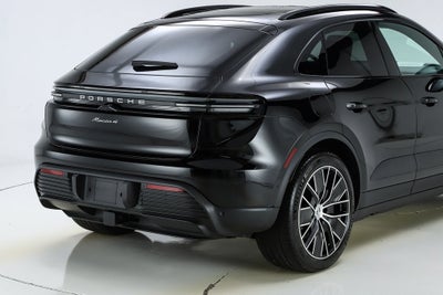 2025 Porsche Macan Electric 4