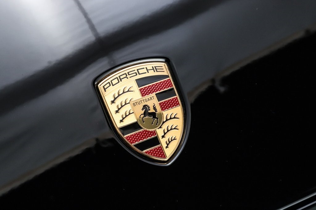 2025 Porsche Macan Electric 4