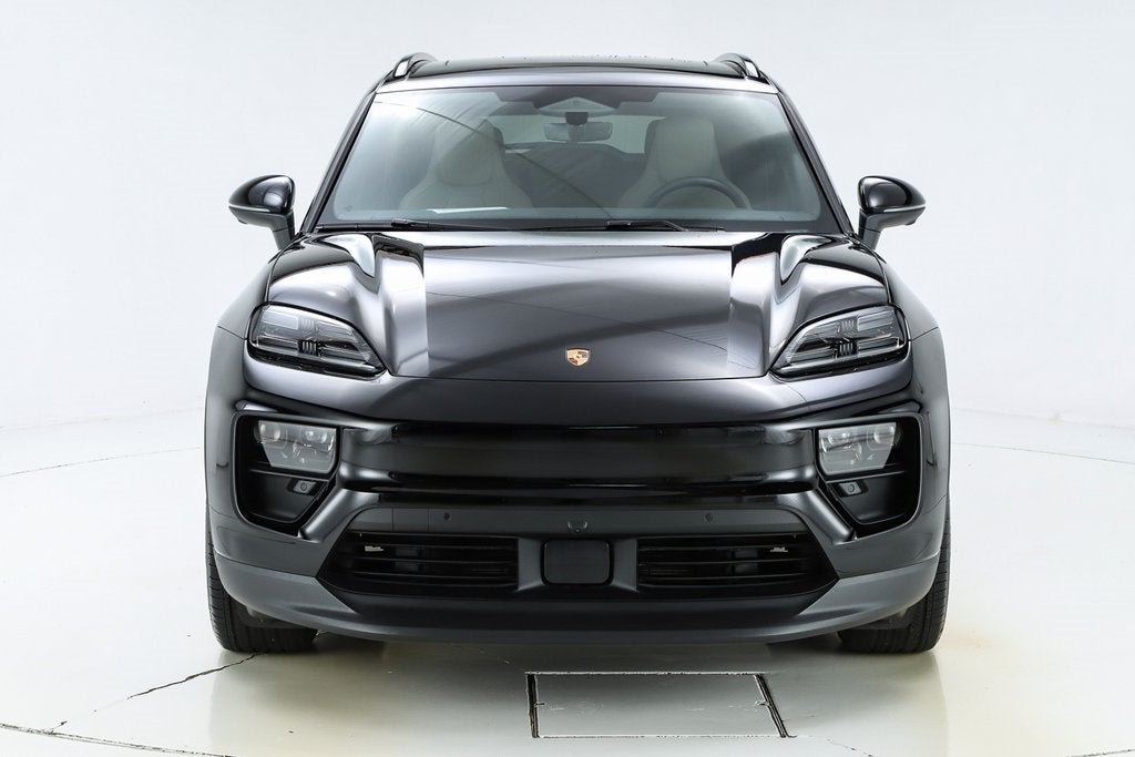 2025 Porsche Macan Electric 4