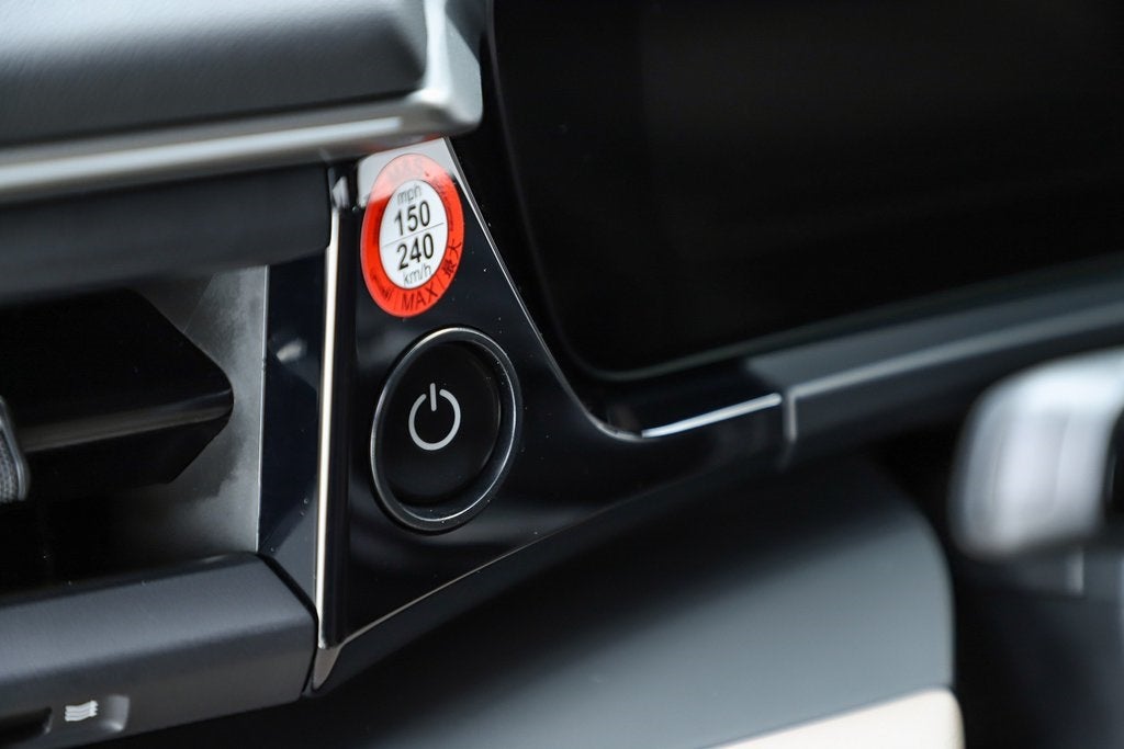 2025 Porsche Macan Electric 4