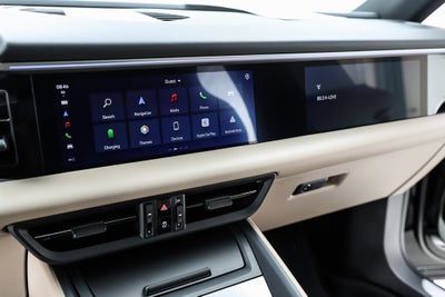 2025 Porsche Macan Electric 4