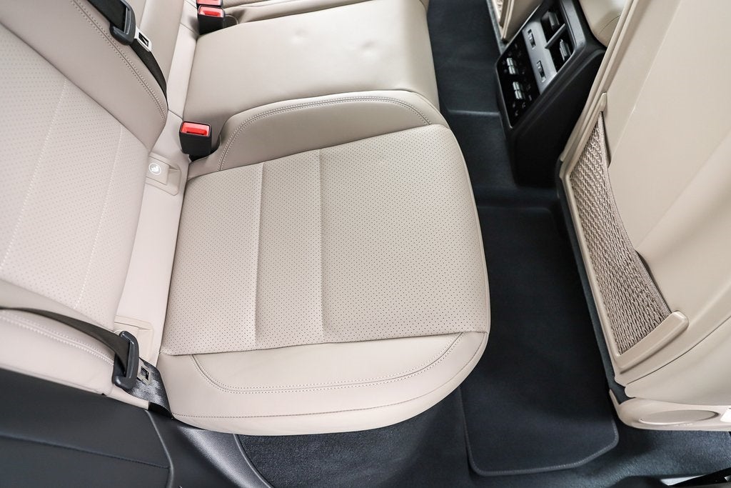 2025 Porsche Macan Electric 4