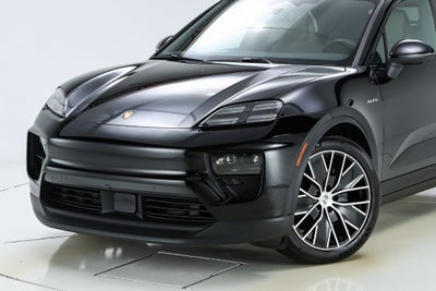 2025 Porsche Macan Electric 4