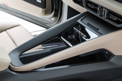 2025 Porsche Macan Electric 4