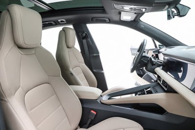 2025 Porsche Macan Electric 4