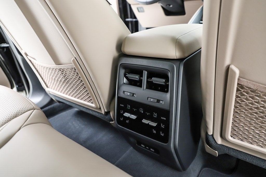 2025 Porsche Macan Electric 4