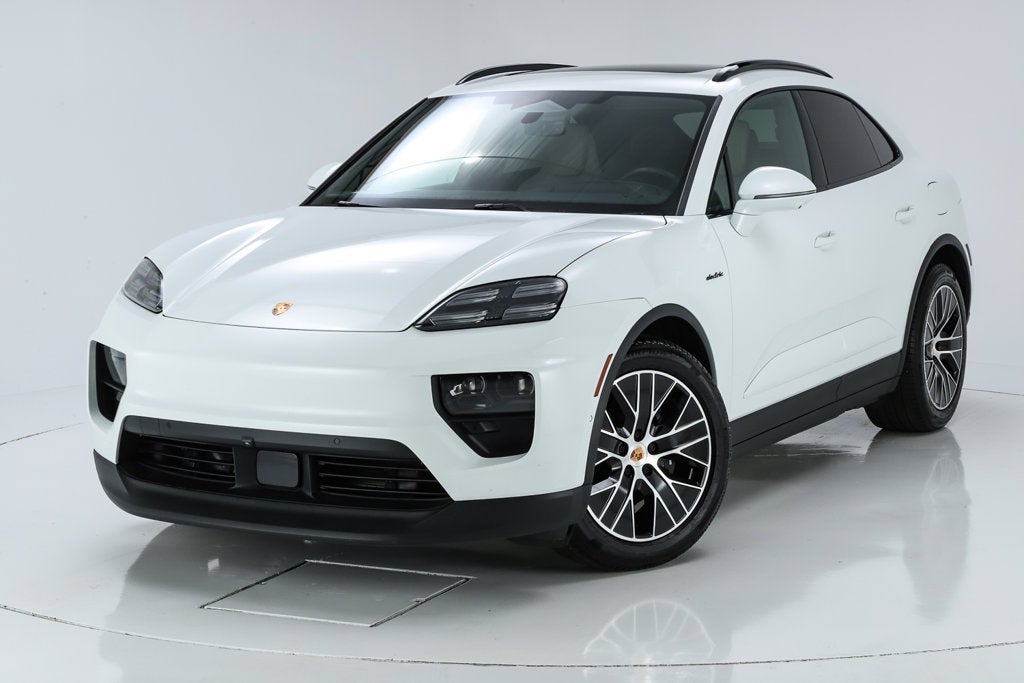 2026 Porsche Macan Electric 4