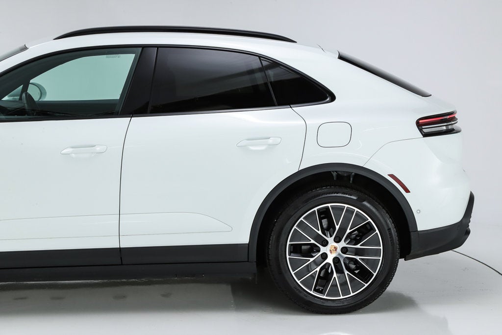 2026 Porsche Macan Electric 4