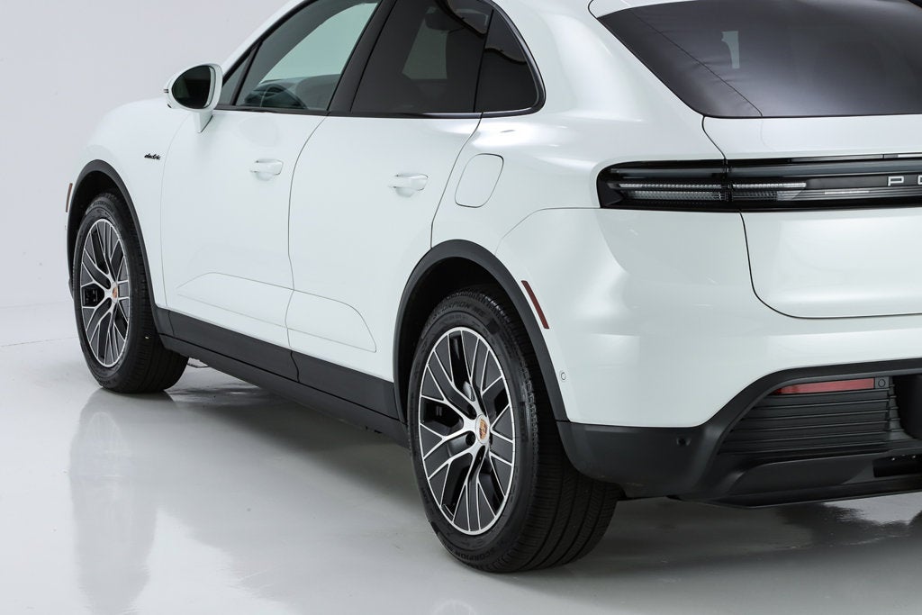 2026 Porsche Macan Electric 4