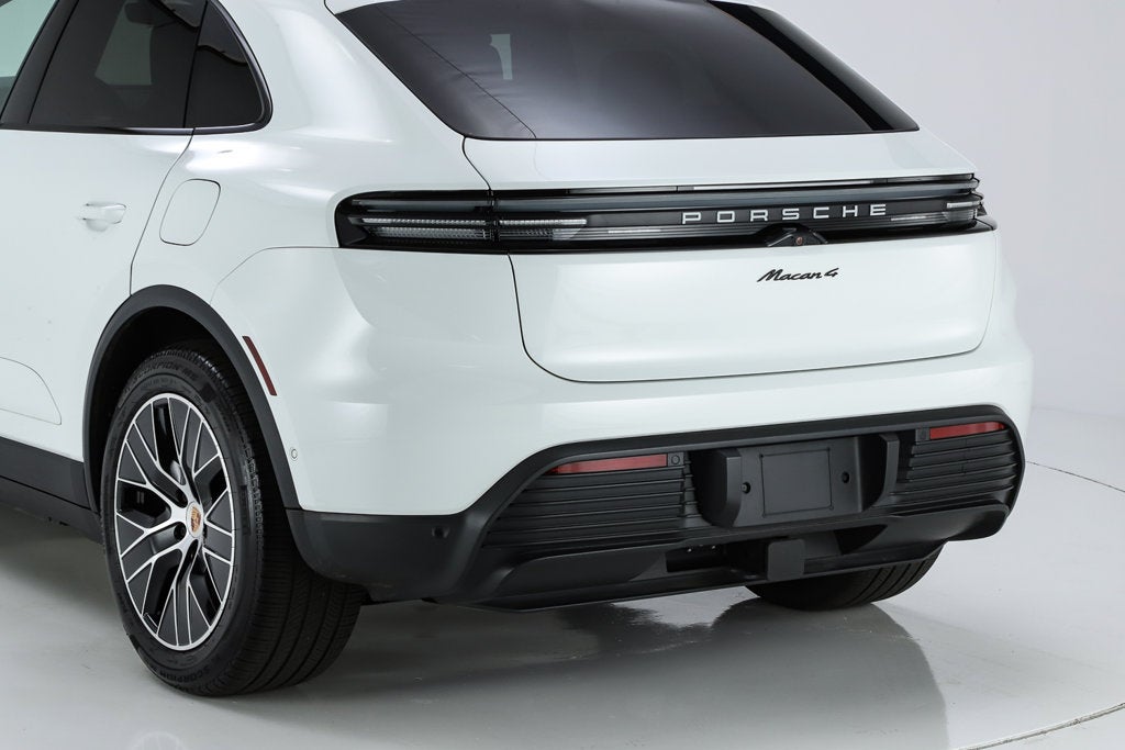 2026 Porsche Macan Electric 4