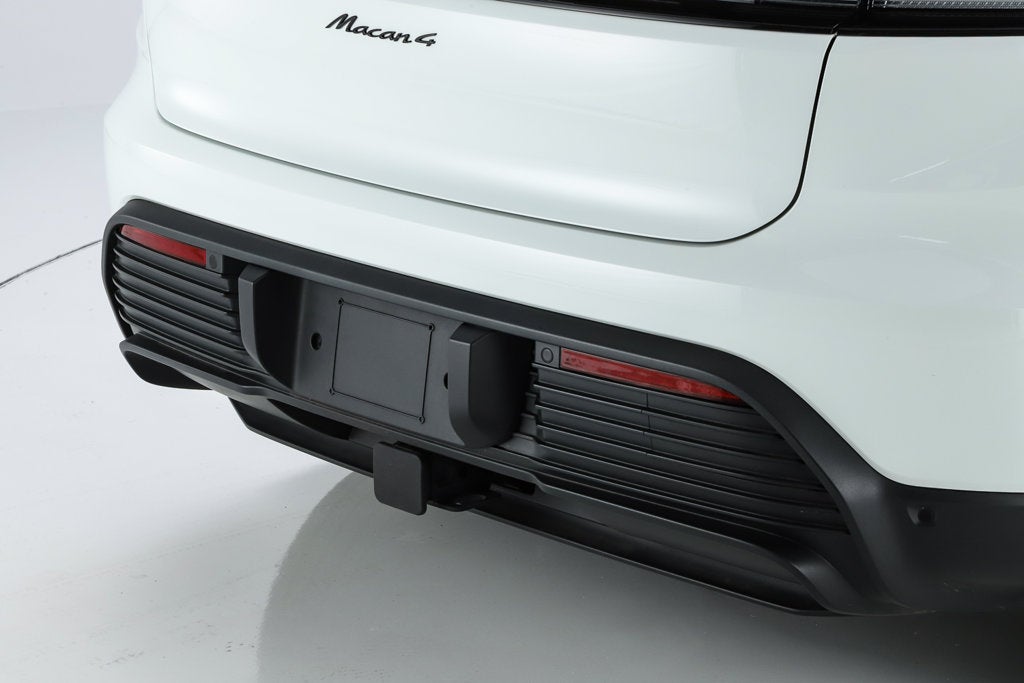 2026 Porsche Macan Electric 4