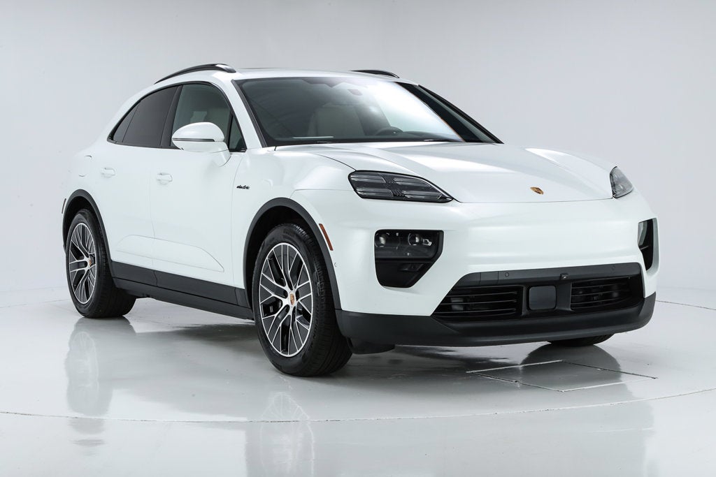 2026 Porsche Macan Electric 4