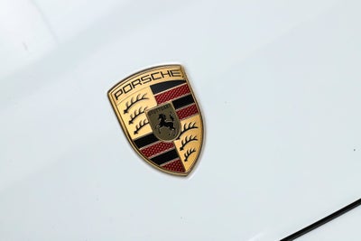 2026 Porsche Macan Electric 4