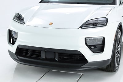 2026 Porsche Macan Electric 4
