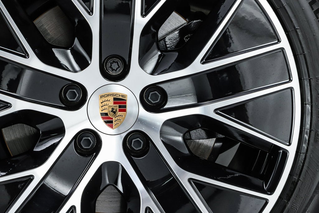 2026 Porsche Macan Electric 4