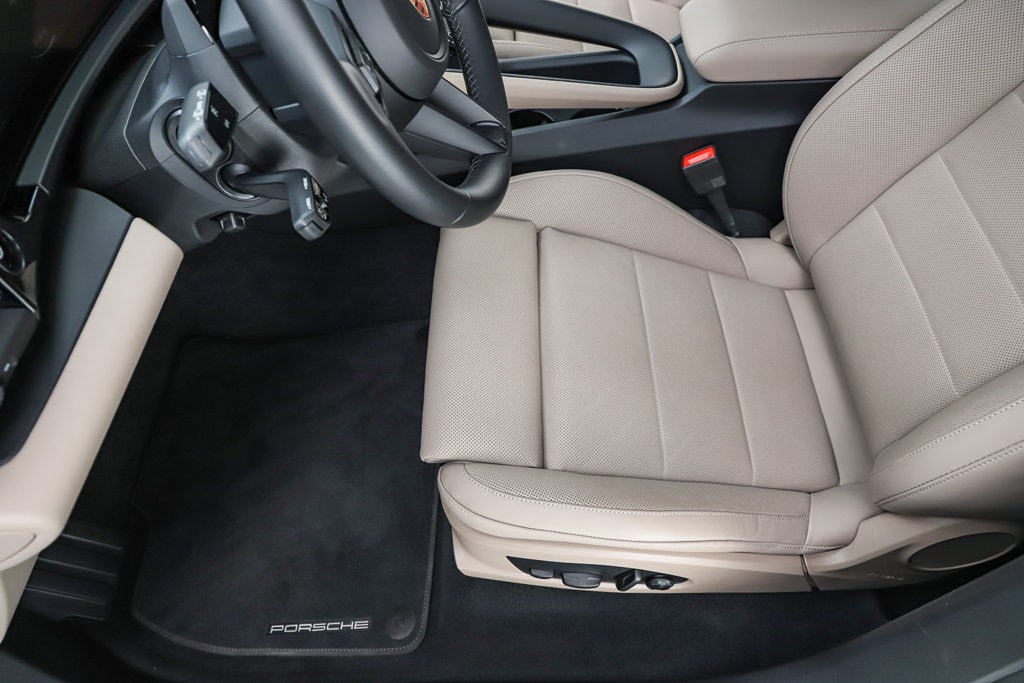 2026 Porsche Macan Electric 4