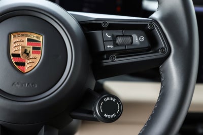 2026 Porsche Macan Electric 4