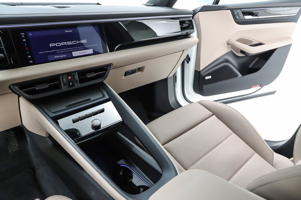 2026 Porsche Macan Electric 4