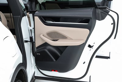 2026 Porsche Macan Electric 4