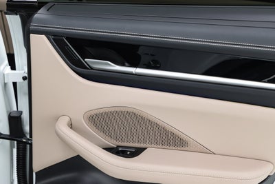 2026 Porsche Macan Electric 4