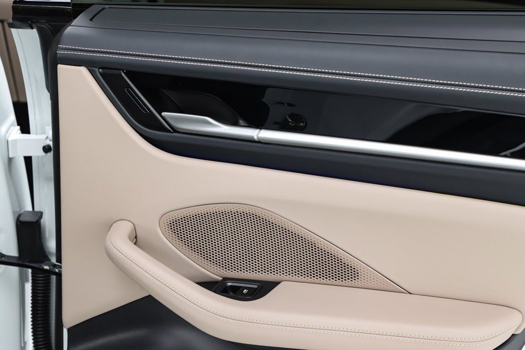 2026 Porsche Macan Electric 4