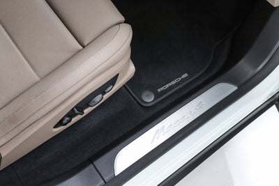 2026 Porsche Macan Electric 4