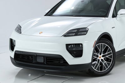 2026 Porsche Macan Electric 4