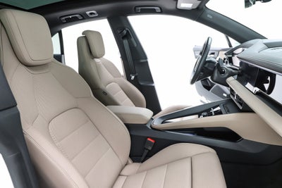 2026 Porsche Macan Electric 4