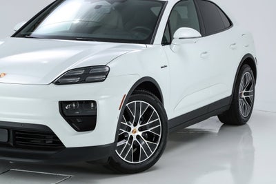 2026 Porsche Macan Electric 4