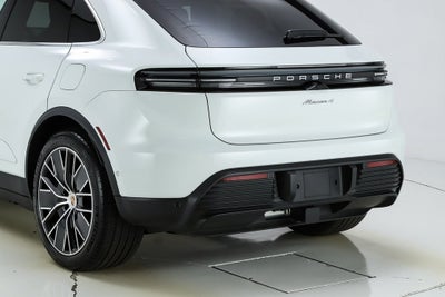 2025 Porsche Macan Electric 4
